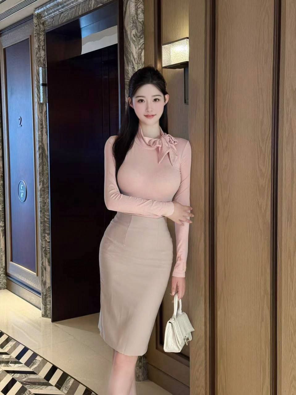 心怡妹妹 - 69dp春风阁