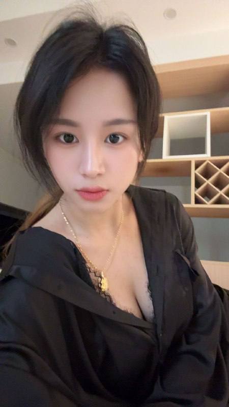 江小婷图片 3 - 69dp春风阁