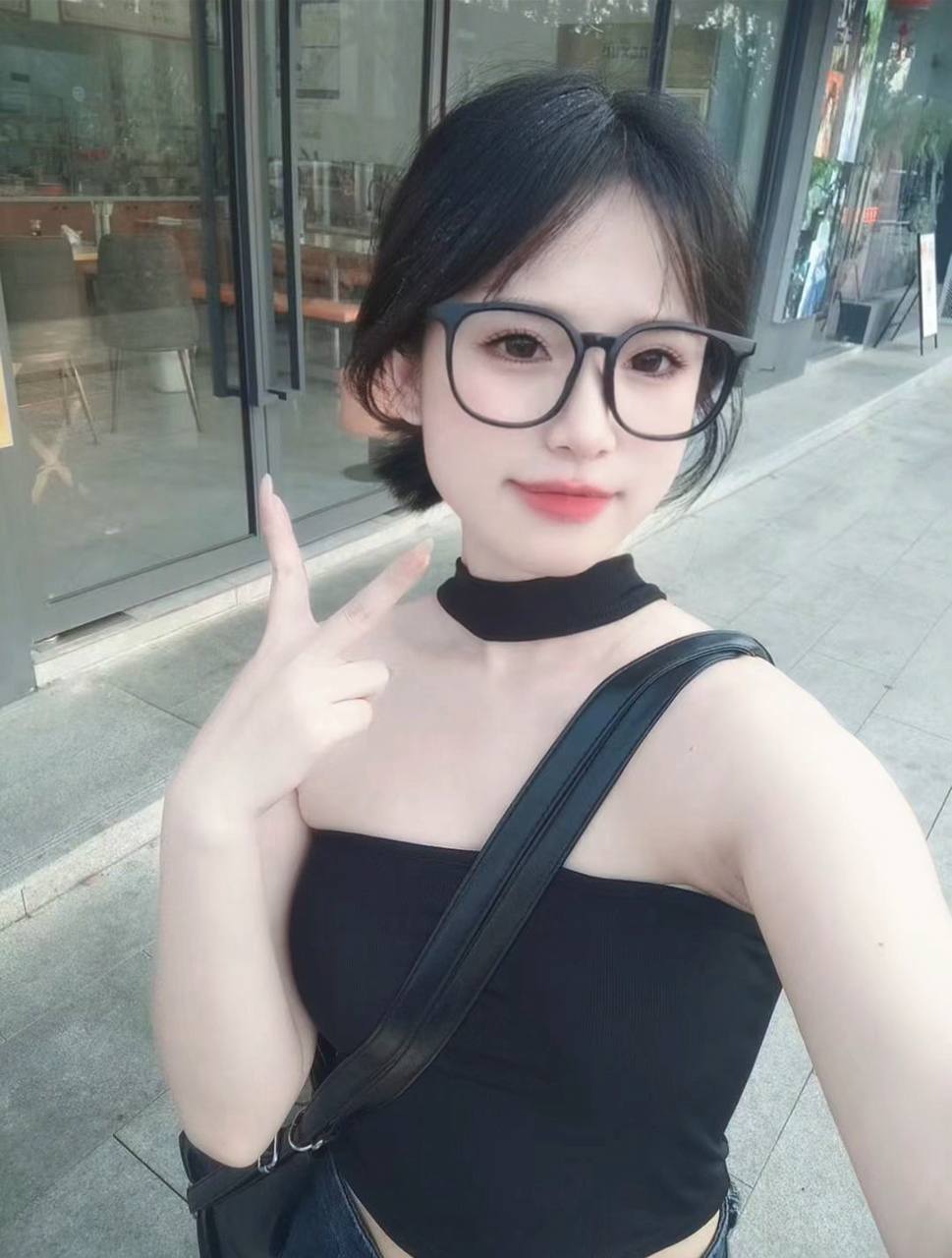 小热巴图片 2 - 69dp春风阁