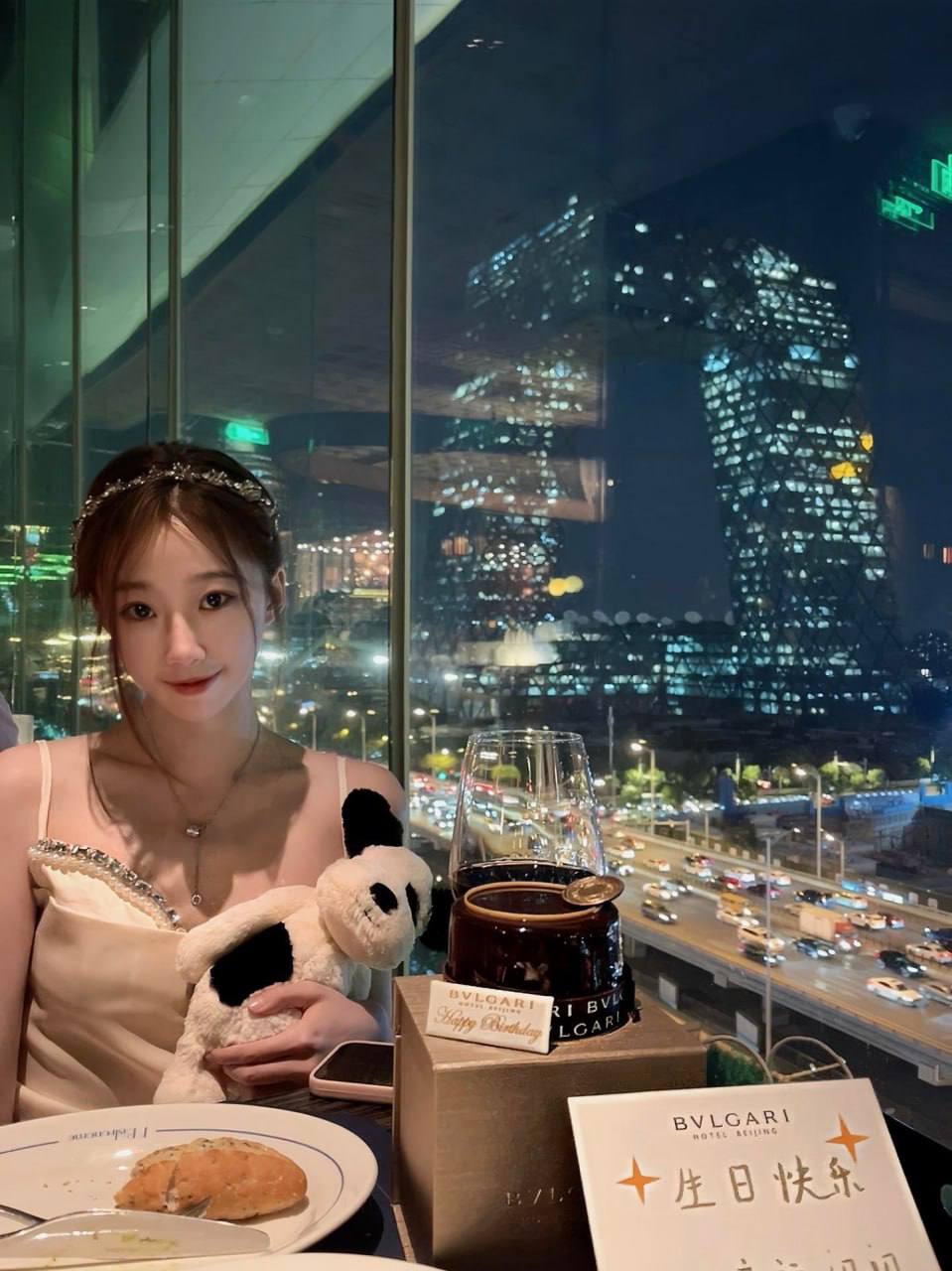 朵朵 - 69dp春风阁