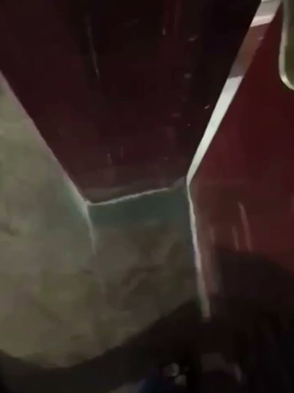 海角乱伦大神走了拜拜 妹妹真是个游戏狂 操逼也阻止不了她玩游戏！