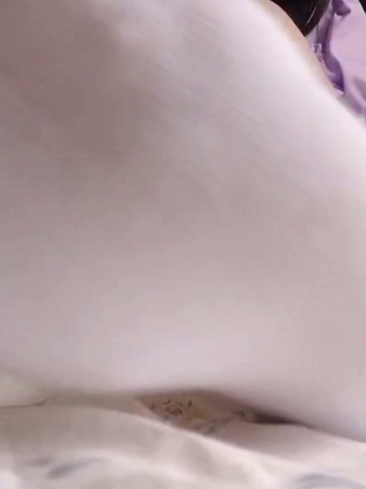 白虎小萝莉 嗝崽 自慰私藏合集 娇喘揉乳指奸高潮 极品嫩穴十分吸睛！