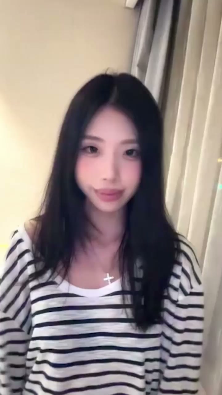 武汉师范大学 朱秀娥 性爱视频 无套骑乘后入榨精学长 外翻蝴蝶逼超完美！