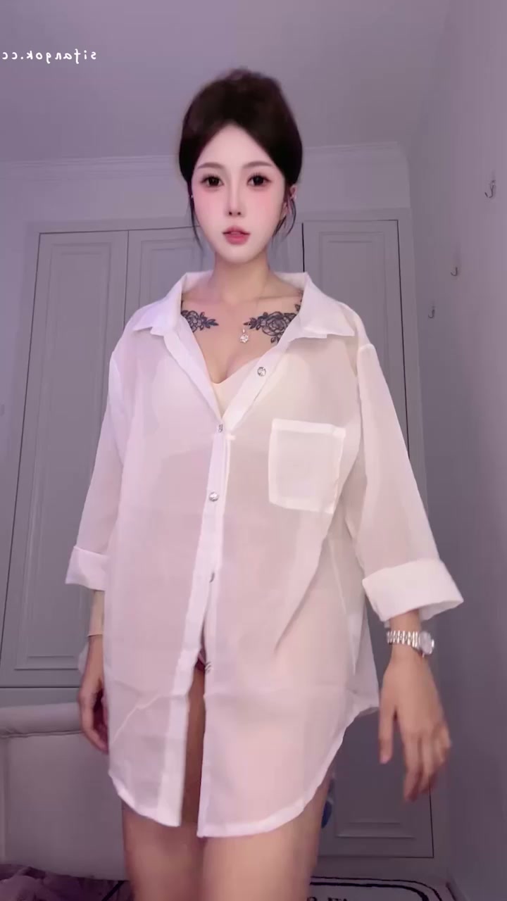 快手福利姬 金欧尼 携手芽芽裸舞合集 顶胸甩臀妖娆艳舞 全裸上阵尽显妩媚姿态！