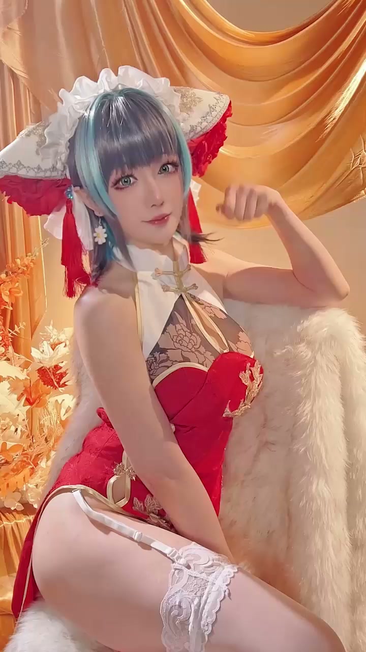 二次元福利姬 星之迟迟 cos柴郡 雪白酮体前凸后翘 白丝裹玉搔首弄姿 太诱人！