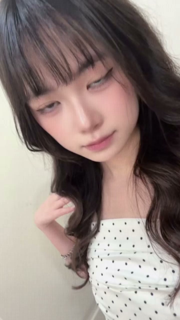抖音小网美 你媽 性爱视频 露脸深喉狂吞大鸡巴 后入爆操高潮不止！