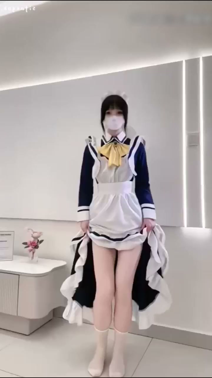 推特极品嫩妹 妲己不会喘 6月新福利 兔女郎猫耳女仆开档诱惑 白嫩大奶晃到极致