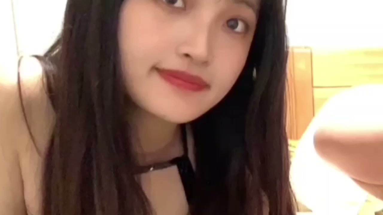 徐州反差学妹 潘慧灵 翘课约炮露脸淫拍 戴手铐扮母狗口爆吞精 被花式狠操娇媚诱人
