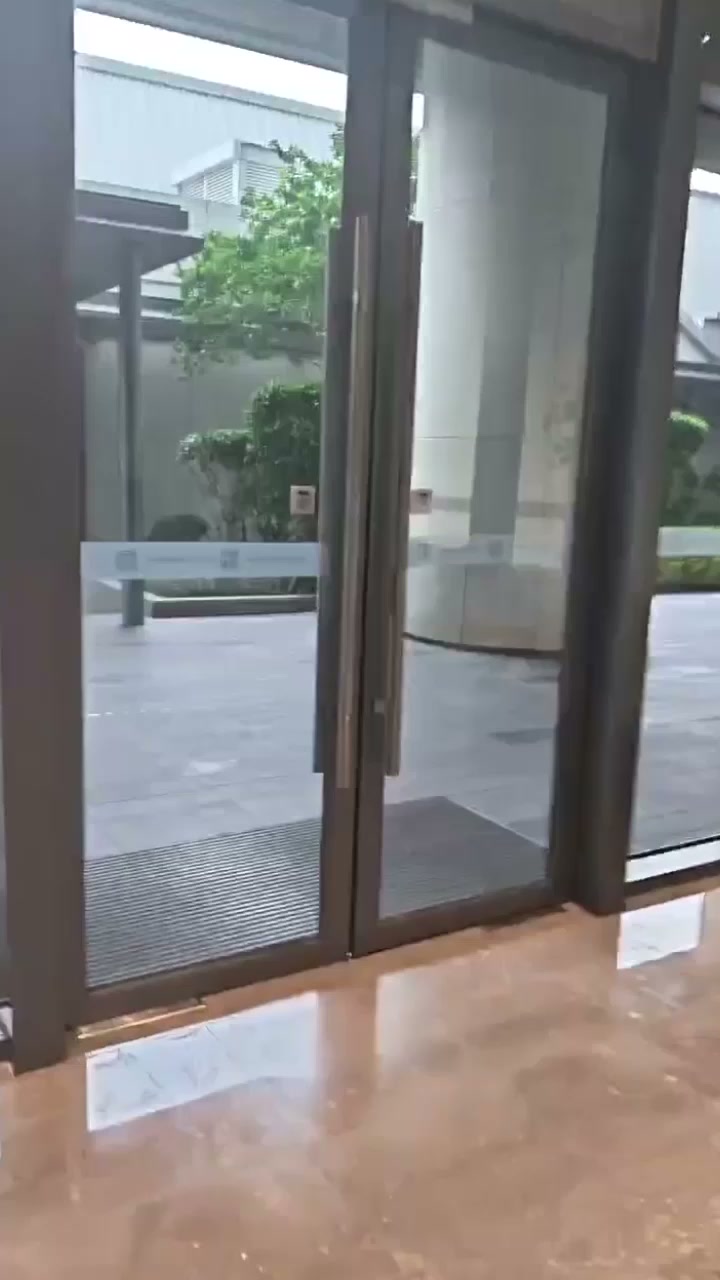 珠海外卖小哥捡到神单 遇失意少妇求陪伴 赚300米顺带一夜情 工作群晒实况酸哭同行！2