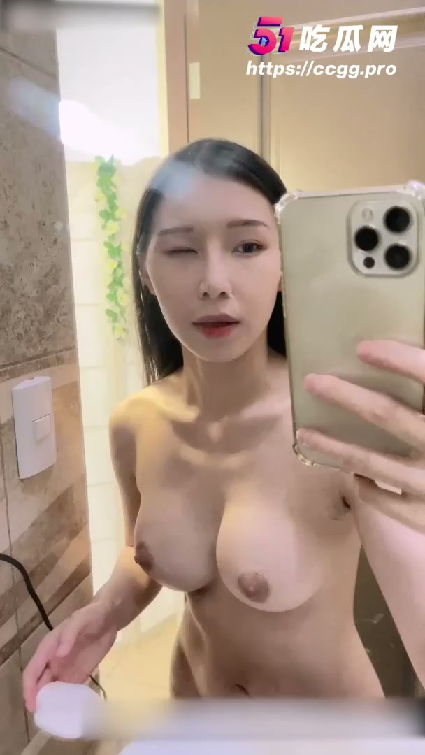 OF福利姬 minarocket 裸舞福利 曼妙身姿前凸后翘 前女团成员名不虚传！