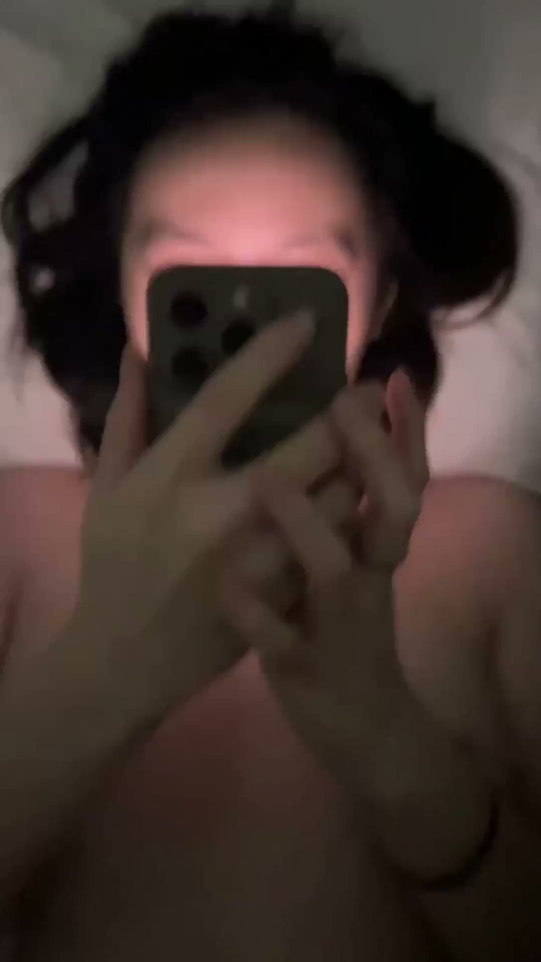 十个眼镜九个骚 江西武功山眼镜妹 赵艺欣 反差骚浪私密视频流出 太会玩了！