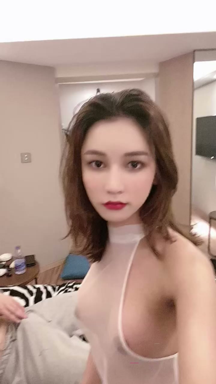 国产伪娘 李智贤 拿下肌肉猛男 口交挑逗欲望横生 无套肛交猛干翘臀