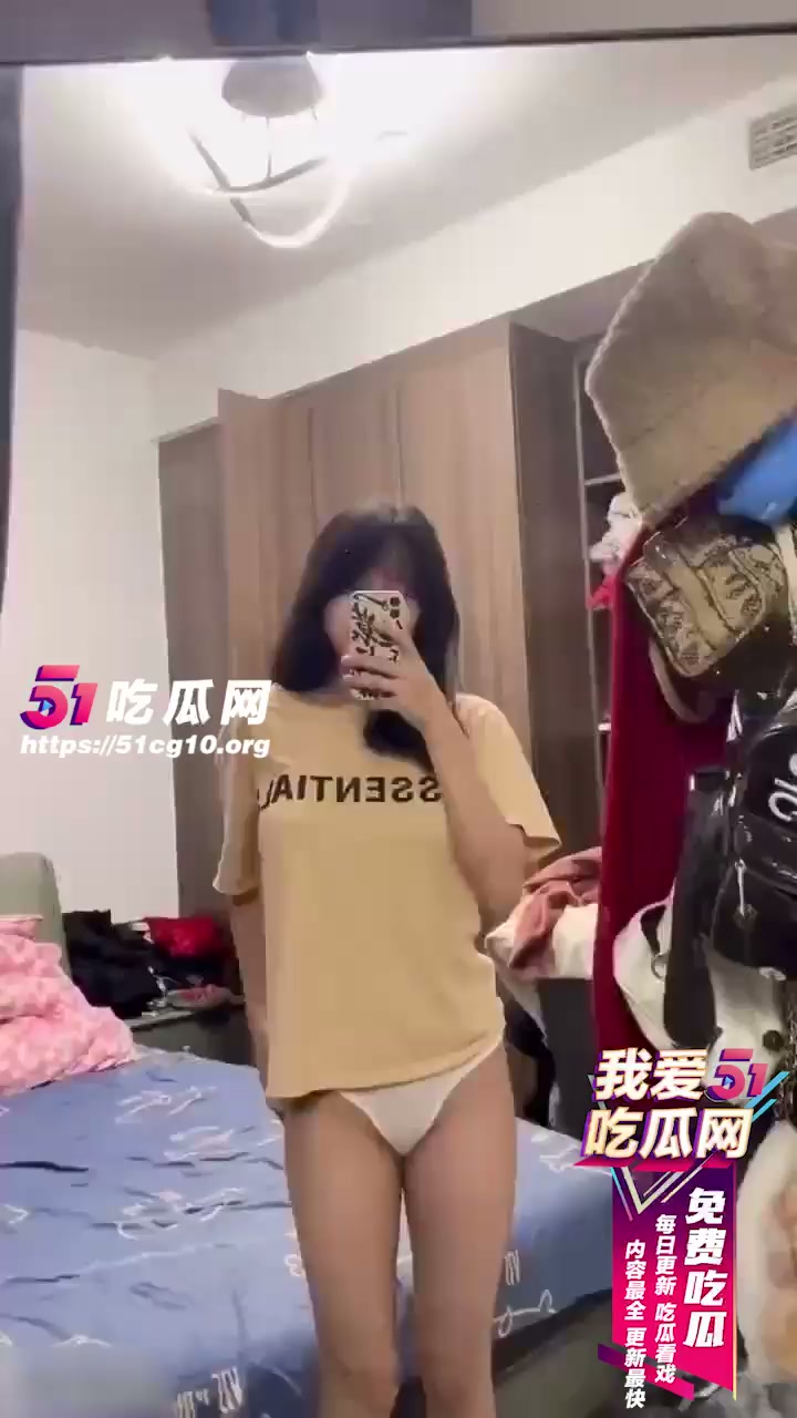 四川成都巨乳大学生 惨遭渣男前任报复曝光私拍 童颜巨乳颜值清纯动人！