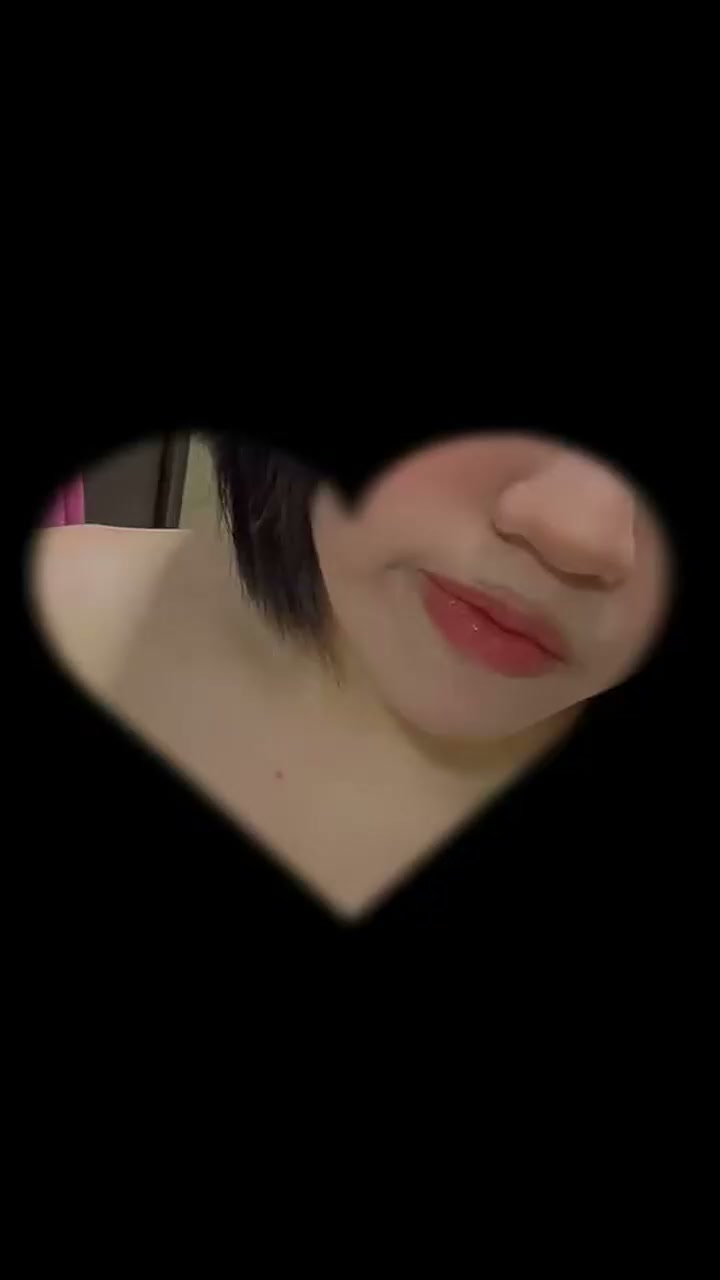 香港德望大一学妹 HayleyWong 被金主包养 后入猛打桩劲爆视频炸网 尺度超大