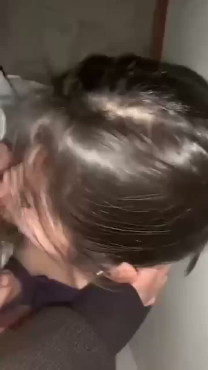 兰州骚母狗被前男友曝光 反差骚货口活一流 屁股大水多上位超舒服！2