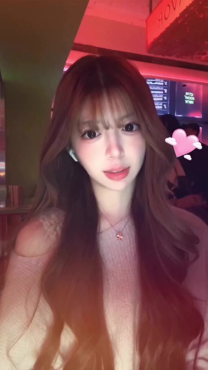 清纯学姐 sarah 面试遭诈骗展示身材 雪白酮体阿诺多姿 每一帧都值得细品！