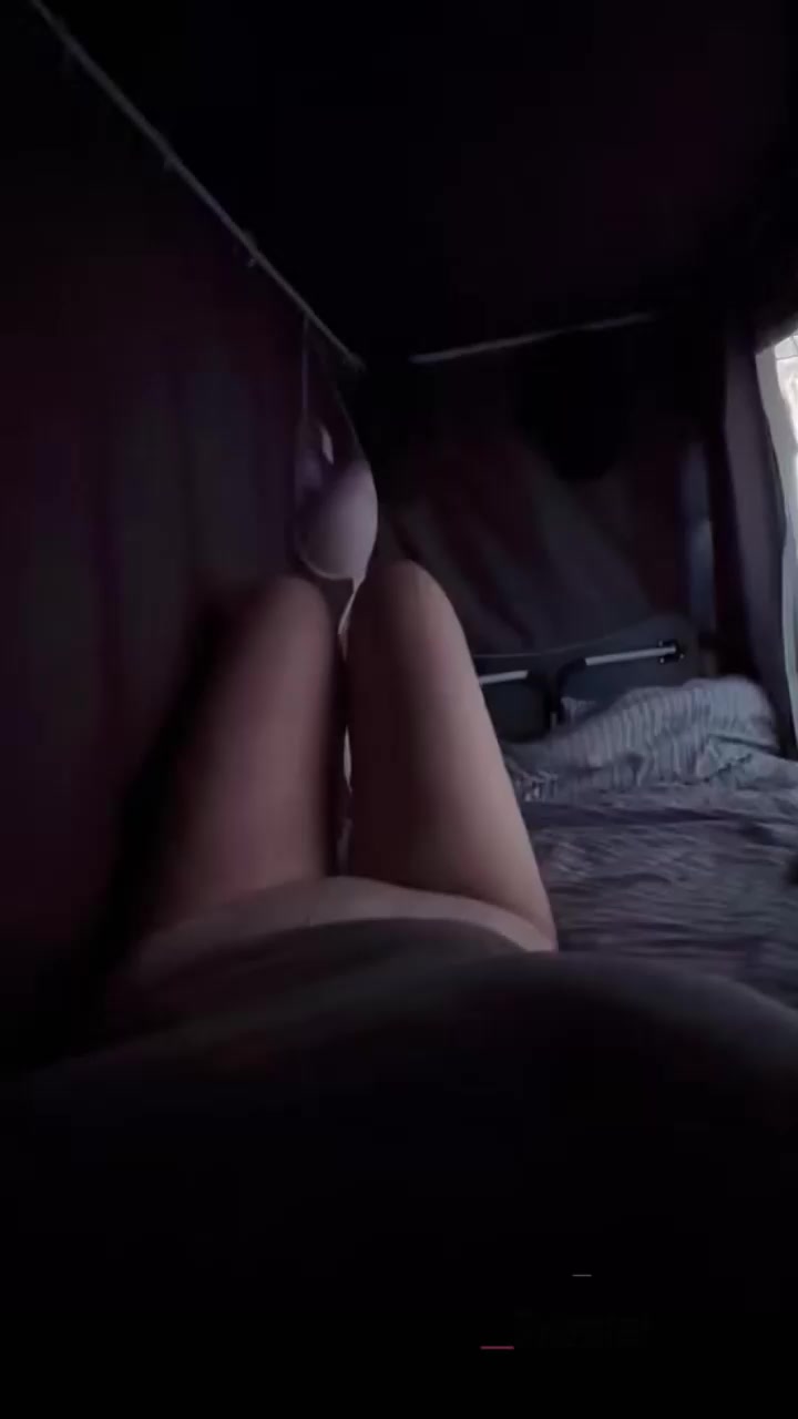 美乳学生妹裸聊发骚 线上自慰诱惑金主 揉奶扣穴尽显淫荡