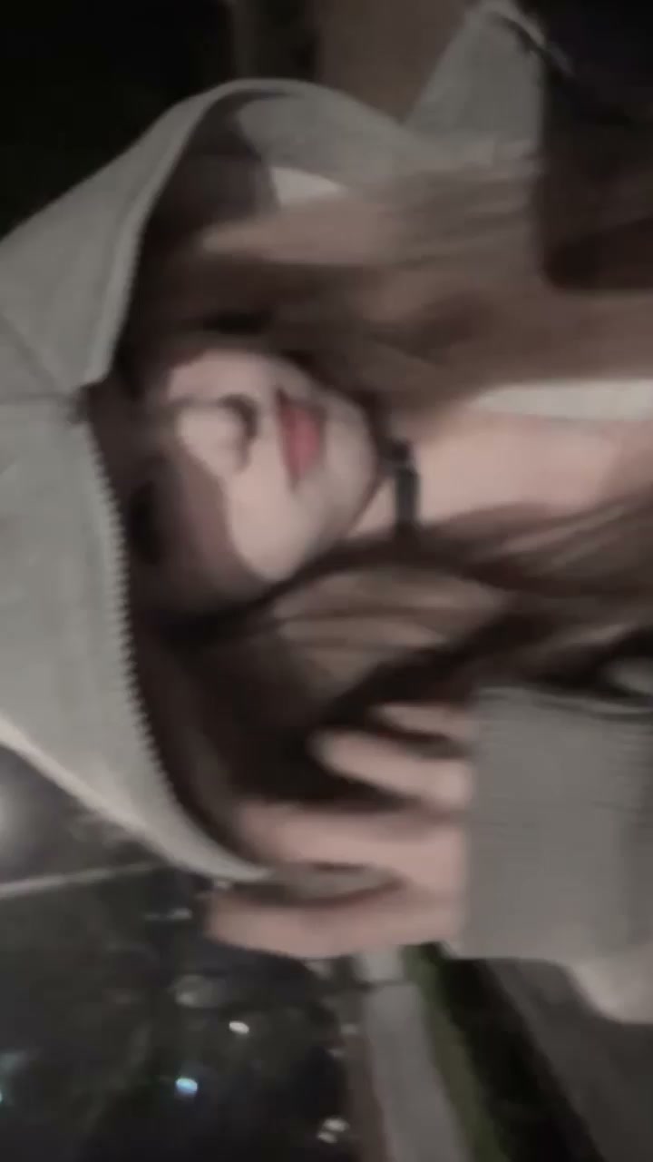 推特高颜值网黄 绝对母犬佐佐 福利合集 肥臀美腿木瓜奶 口交颜射场面超刺激！