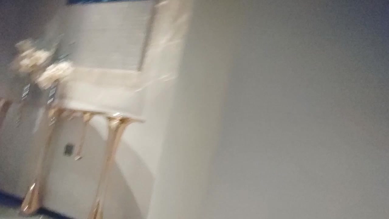 高端会所女浴近身偷拍 众极品美女湿身裸浴 各种肉体风情万种