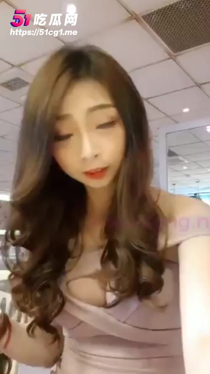 台湾耕莘健康管理专校 江霞 网上约炮被炮友曝光 反差淫娃性欲极强 露脸口交技术一流！