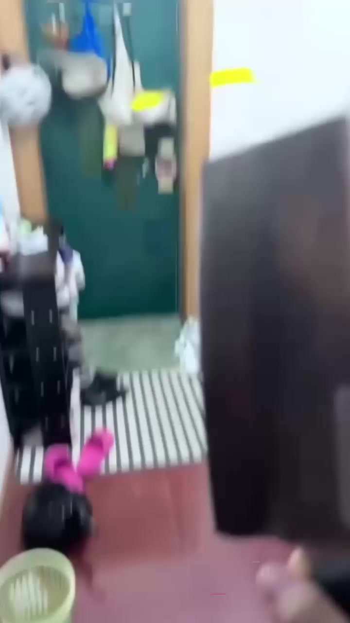 杭州健身美女险遭痴汉凌辱 出租屋床上惊现精液 腥味弥漫整个房间