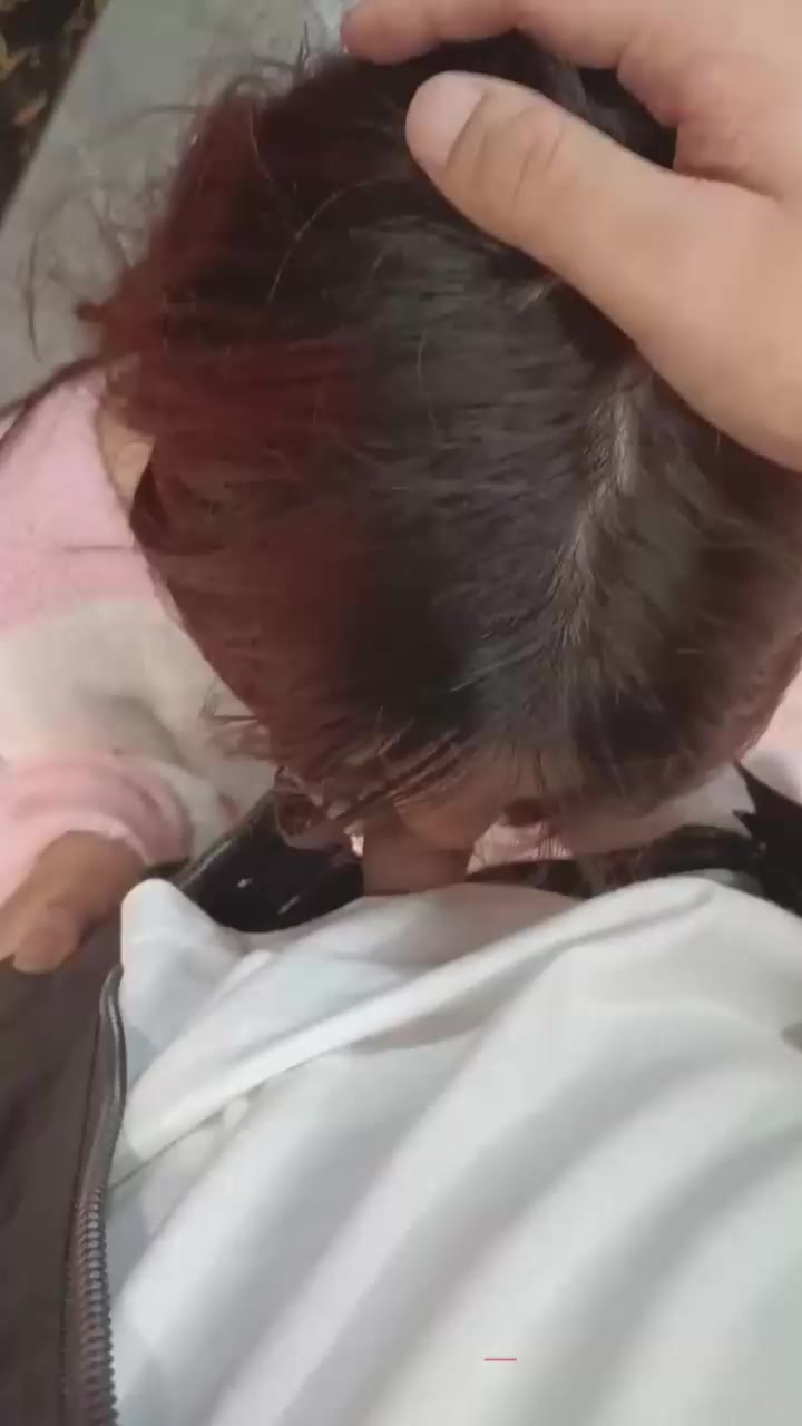 高颜值美女性爱私拍放送 约炮大屌猛男吮吸肉棒 无套抽插捂嘴发骚
