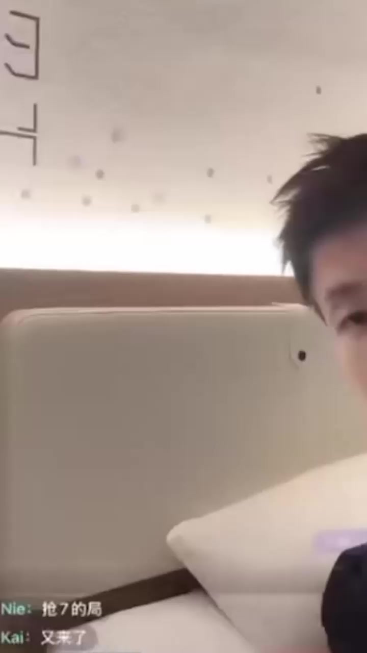 520酒店情侣大战 战况激烈响彻直播间 保洁大妈累到崩溃 现场一片狼藉！