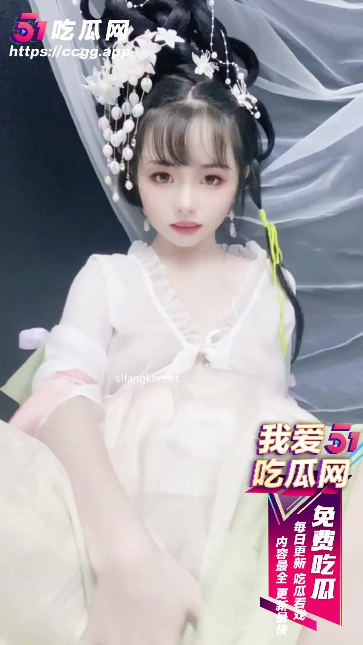 二次元爆机少女 喵小吉 COS赛博朋克春日野穹 身穿丝袜露穴挑逗香艳诱人！