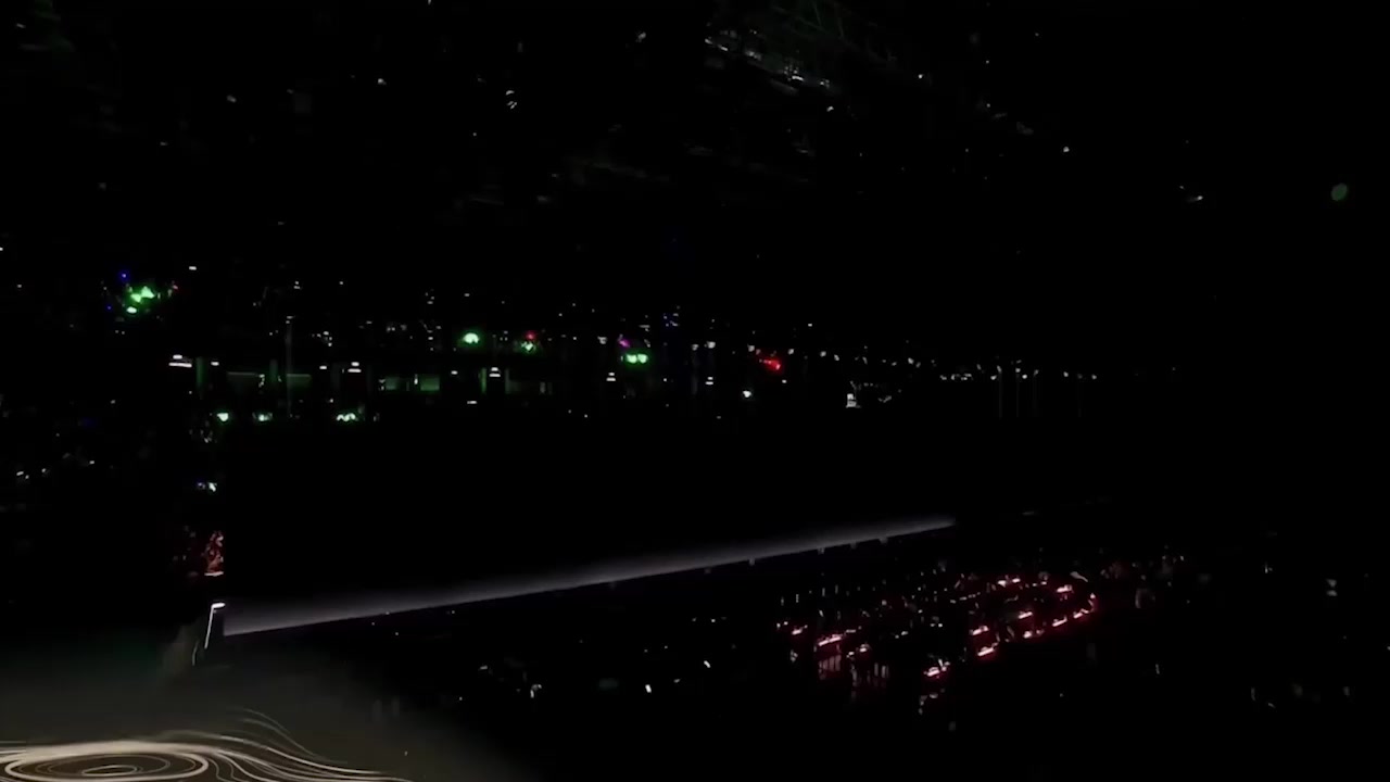 AI魔改脱衣大秀 知名女团火箭少女秒被干 诱人裸体狂舞骚到骨头里