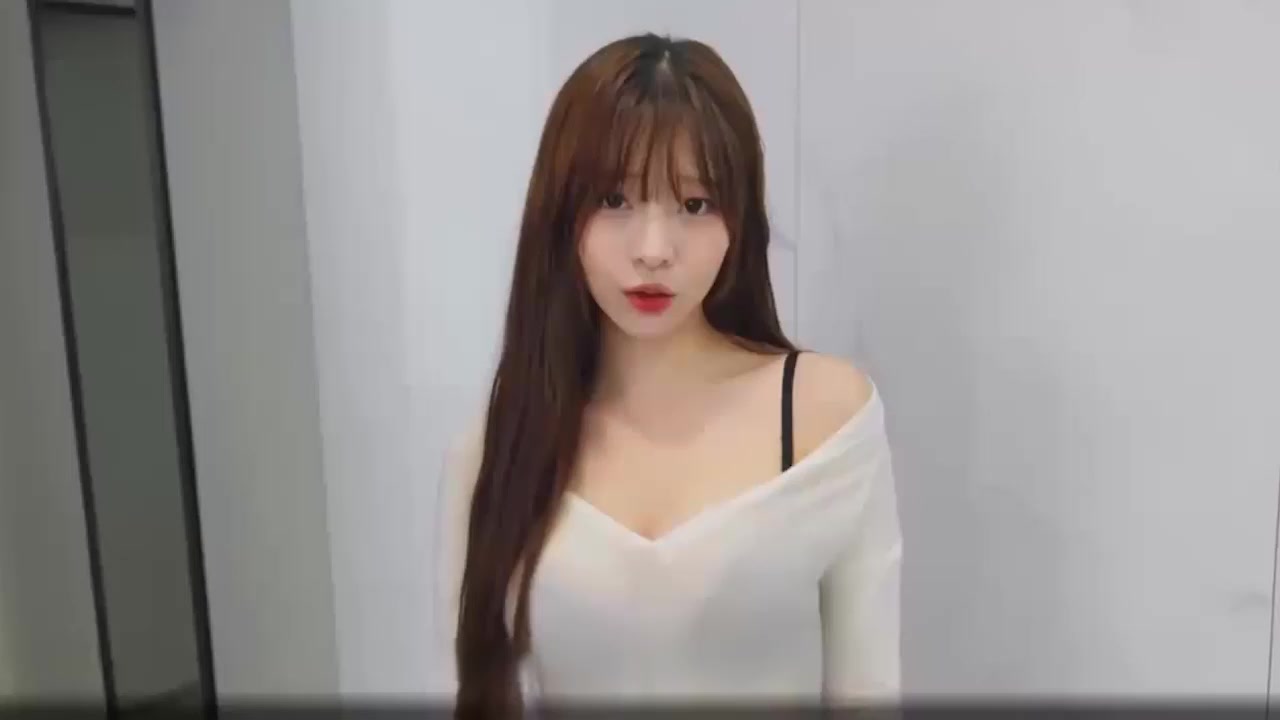 AI魔改游戏 阿西美女室友竟然 狗爬式狂干紧致小穴 粗长大鸡巴猛烈抽插骚穴