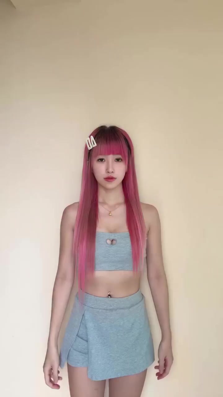 极品高颜值模特儿自拍裸舞视频曝光 腰肢柔软如蛇翘臀狂甩 骚浪一面暴露无疑