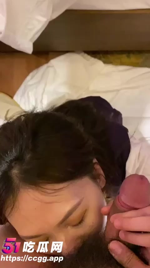 春秋航空反差空姐 李幕慈 被劳力士金主包养无情玩弄 多次内射狂喊爸爸！2