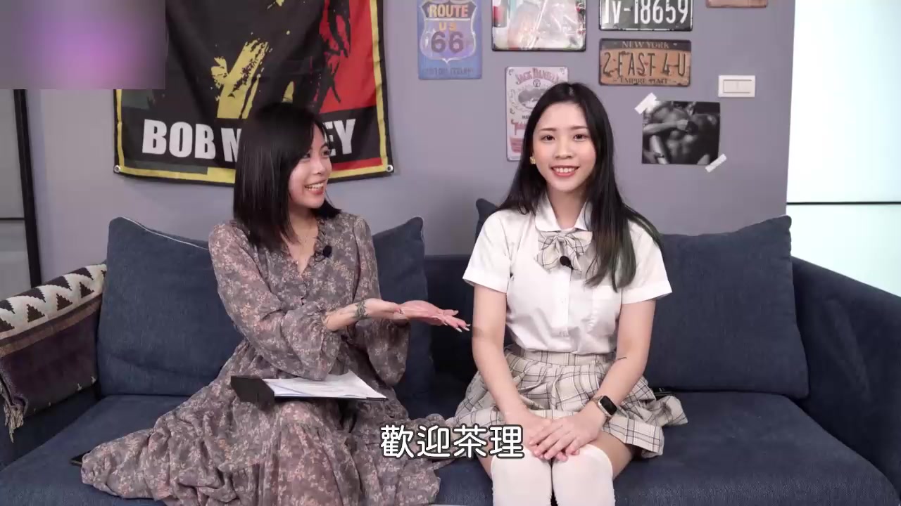 台湾女优 茶理 解密AV幕后 高潮情节下却是行业心酸 强制喷水承受抽插刺激