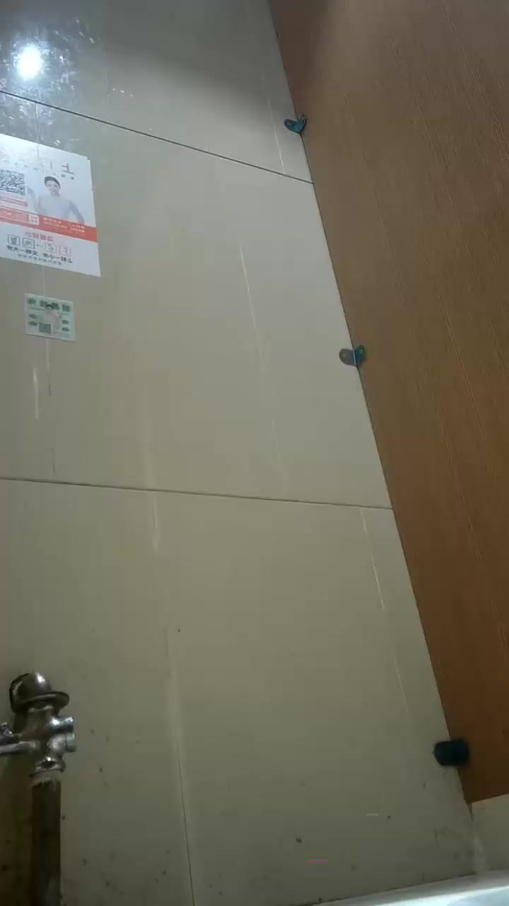 偷拍大神KTV厕所插眼香艳合集 高颜值小姐姐展露肥美鲍鱼 暴力喷尿表情淫靡诱惑