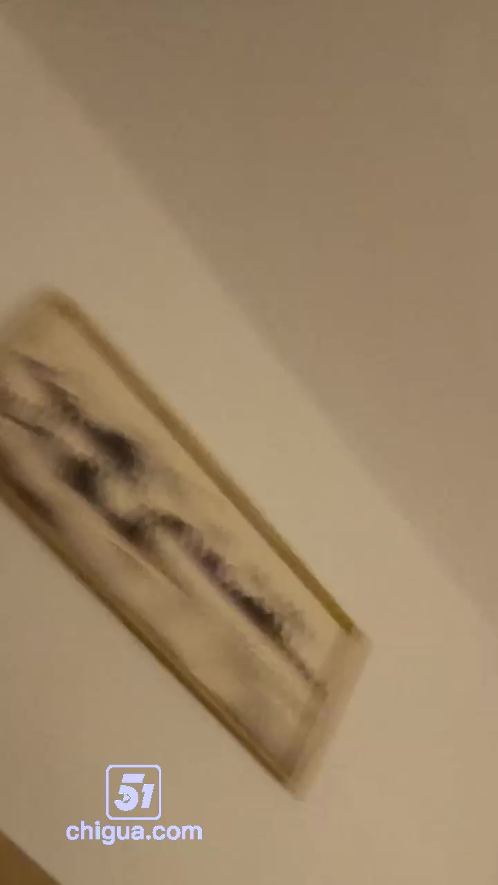 反差骚货 于楠熙 被当母狗调教 身着JK包臀裙舔屌后入 圆润肥臀臀浪翻涌不停