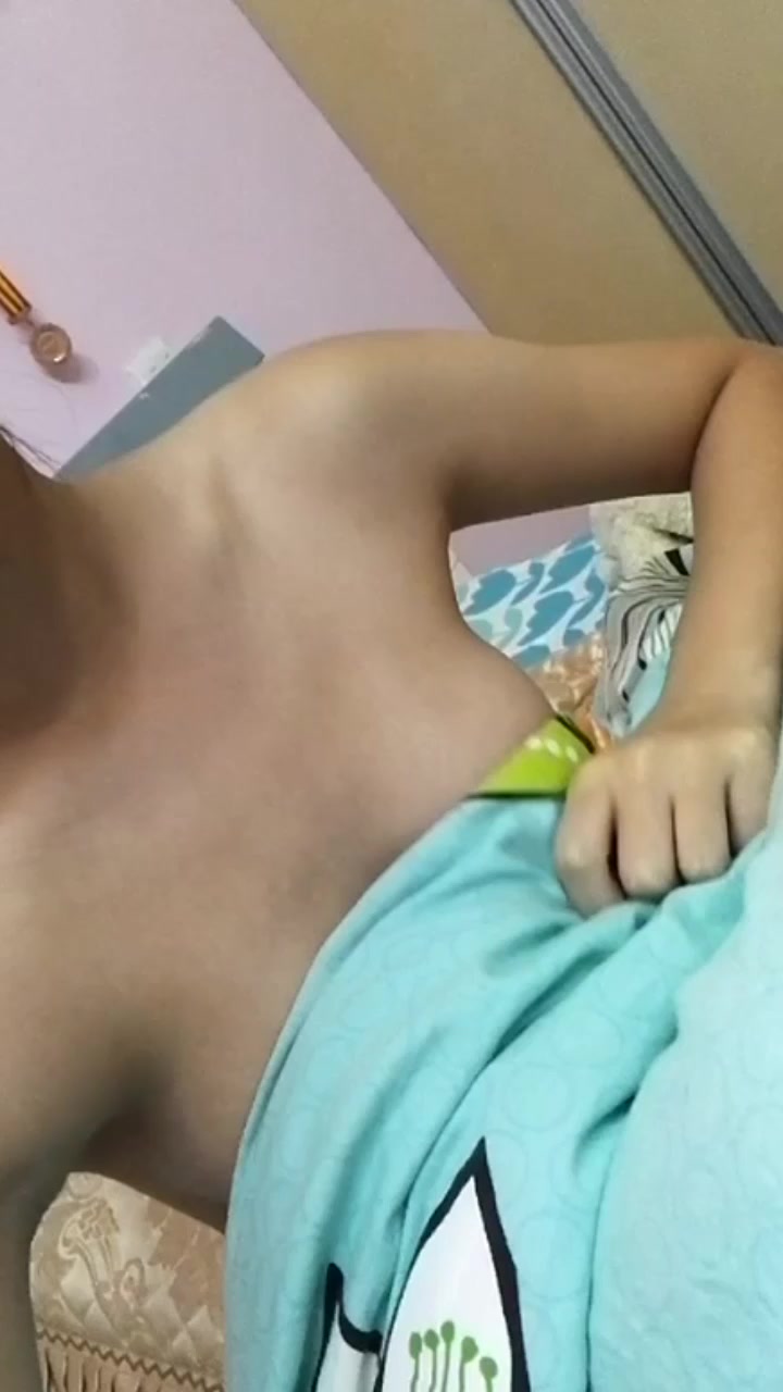 江西科技大学甜妹 李煊 恋爱脑失控 全裸讨好渣男拍扒穴自慰 圆润大奶特写粉鲍 反差崩坏谁扛得住啊！