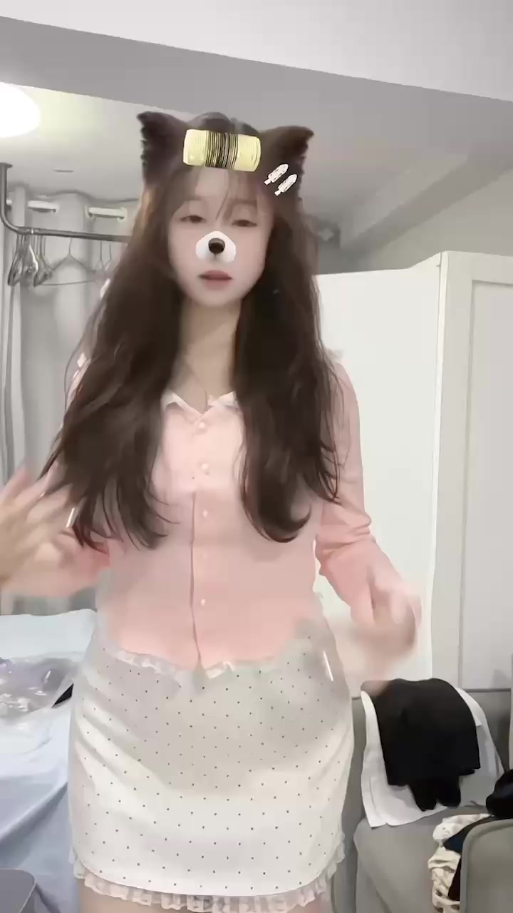 株洲海鲜潮服务员 陈思莹 私密自慰视频流出 巨乳狂插骚穴潮吹喷尿 化身饥渴肉便器浪叫求操！