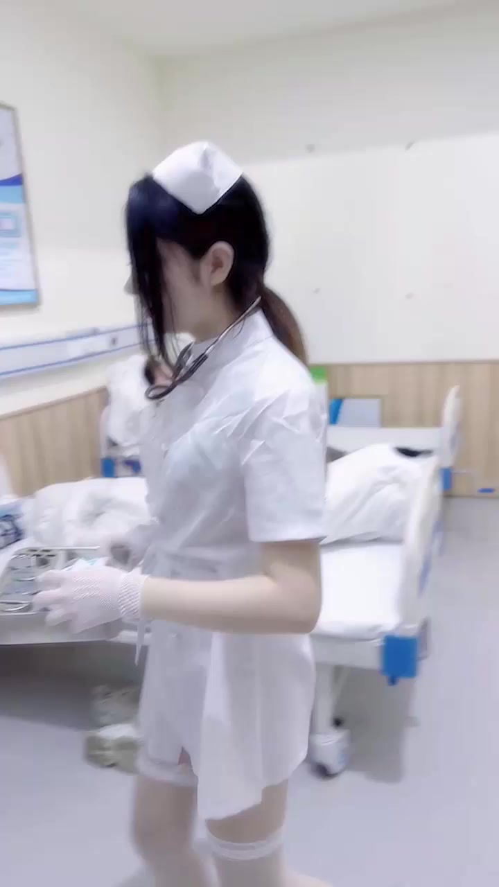 秀人网嫩模 豆瓣酱百合福利 护士服下秘密火辣上演 微漏鲍鱼诱惑满分 诱人曲线看得鸡儿硬到不行