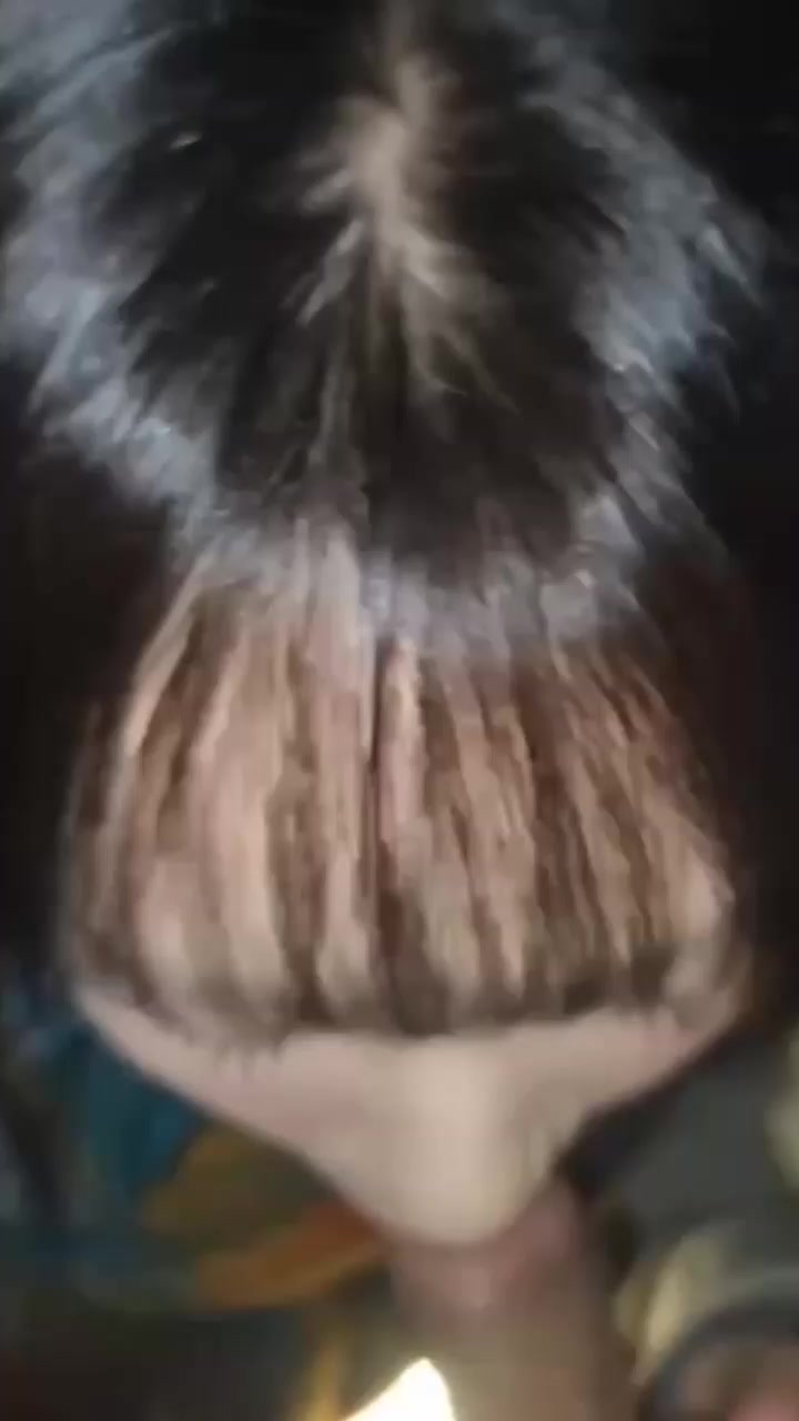 超淫情侣性爱视频曝光！性欲超强学生妹颜值身材双在线 露脸口交深喉吞吐 后入猛干翘臀浪叫连连！1