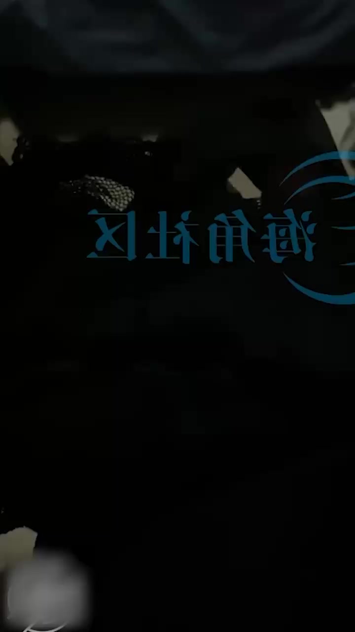 海角大神肥臀巨乳老妈特别骚 风韵犹存的老妈穿上情趣内衣 被亲儿子大鸡巴爆肏
