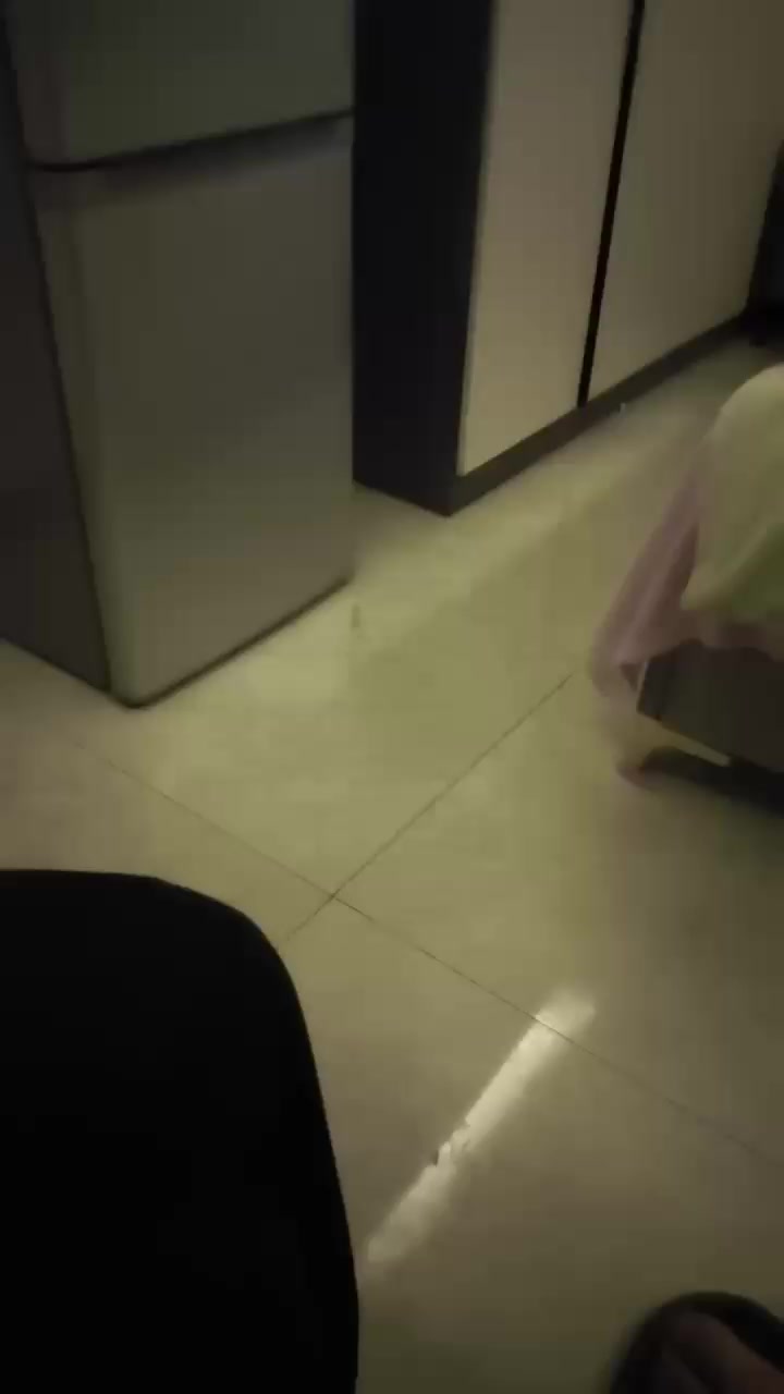 51吃瓜圣诞活动幸运儿真实开箱视频来啦～巨乳肥臀嫩妹女上位疯狂榨精 瓜友直呼受不了！