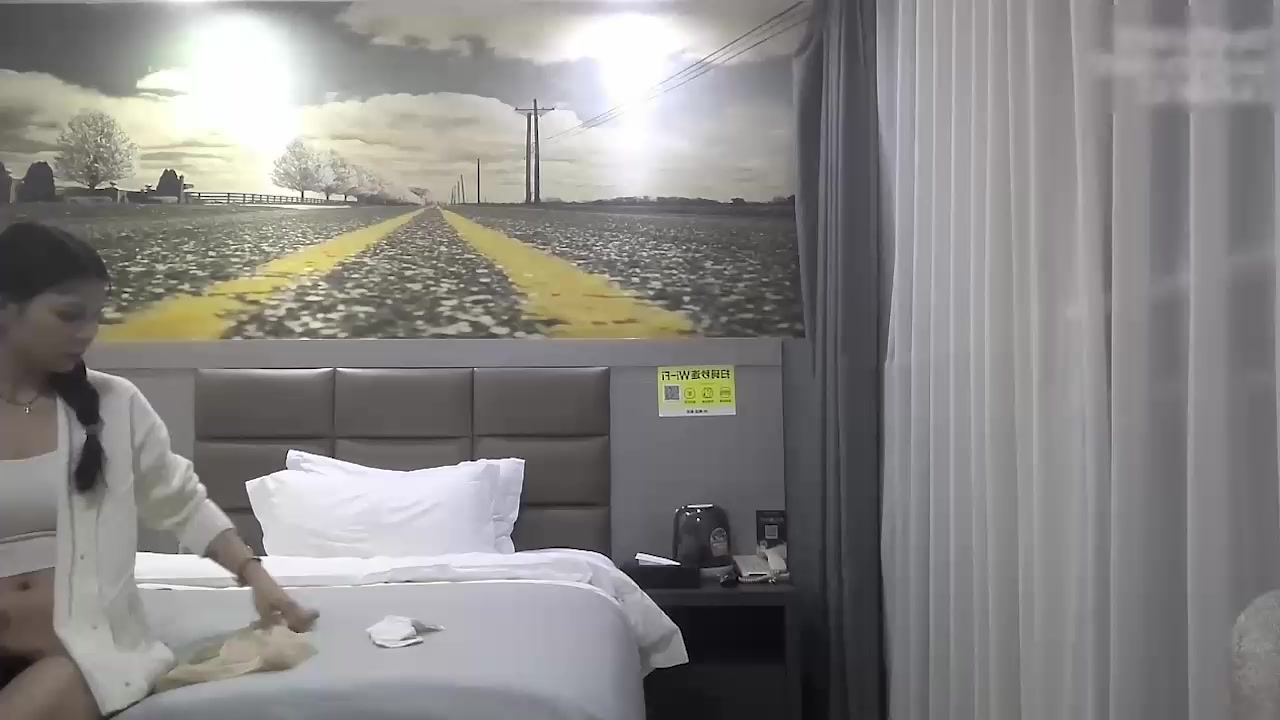 探花大神 胖爷的奇妙之旅 酒店约操03年极品嫩妹 肉丝白袜援交小骚货 嫩穴紧裹肉棒抬腿狂插爆射！