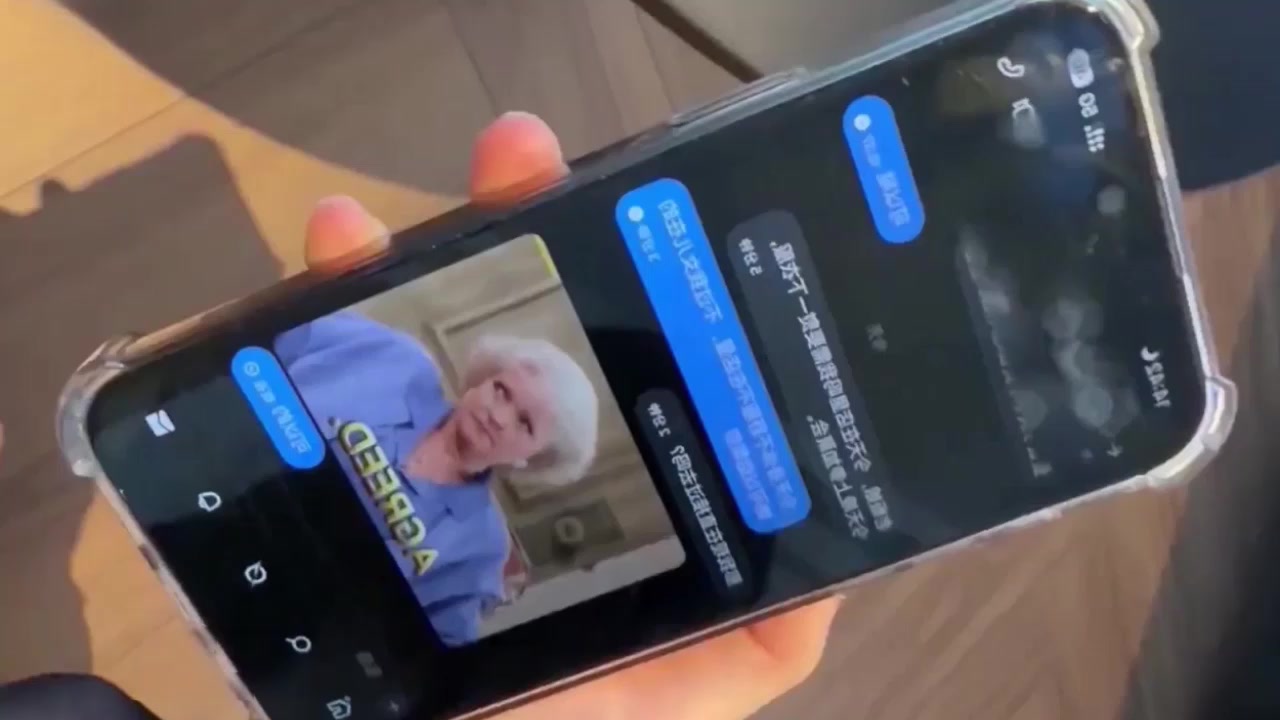 SM情侣博主 狗爹和小桃 劲爆新片 西装暴徒狂虐JK少女 跪舔爆操开发紧肛 悬空猛干高潮迭起！
