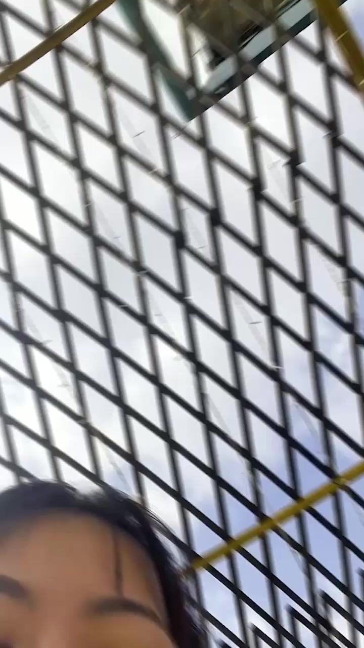 顶级露出女神 TonyJ和贝贝 重磅回归 盲人按摩院露出 勾引技师抠逼吃鸡催情按摩 最后上演3P大戏！
