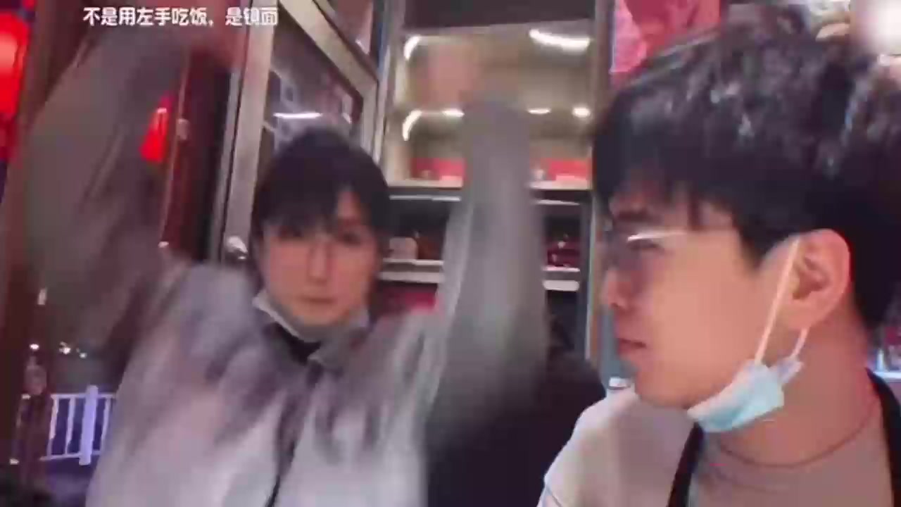 电竞圈2026首曝大瓜！百万粉女主持 潇潇 劈腿职业冠军487 并分手后无缝衔接 炸裂关系网震碎三观！1