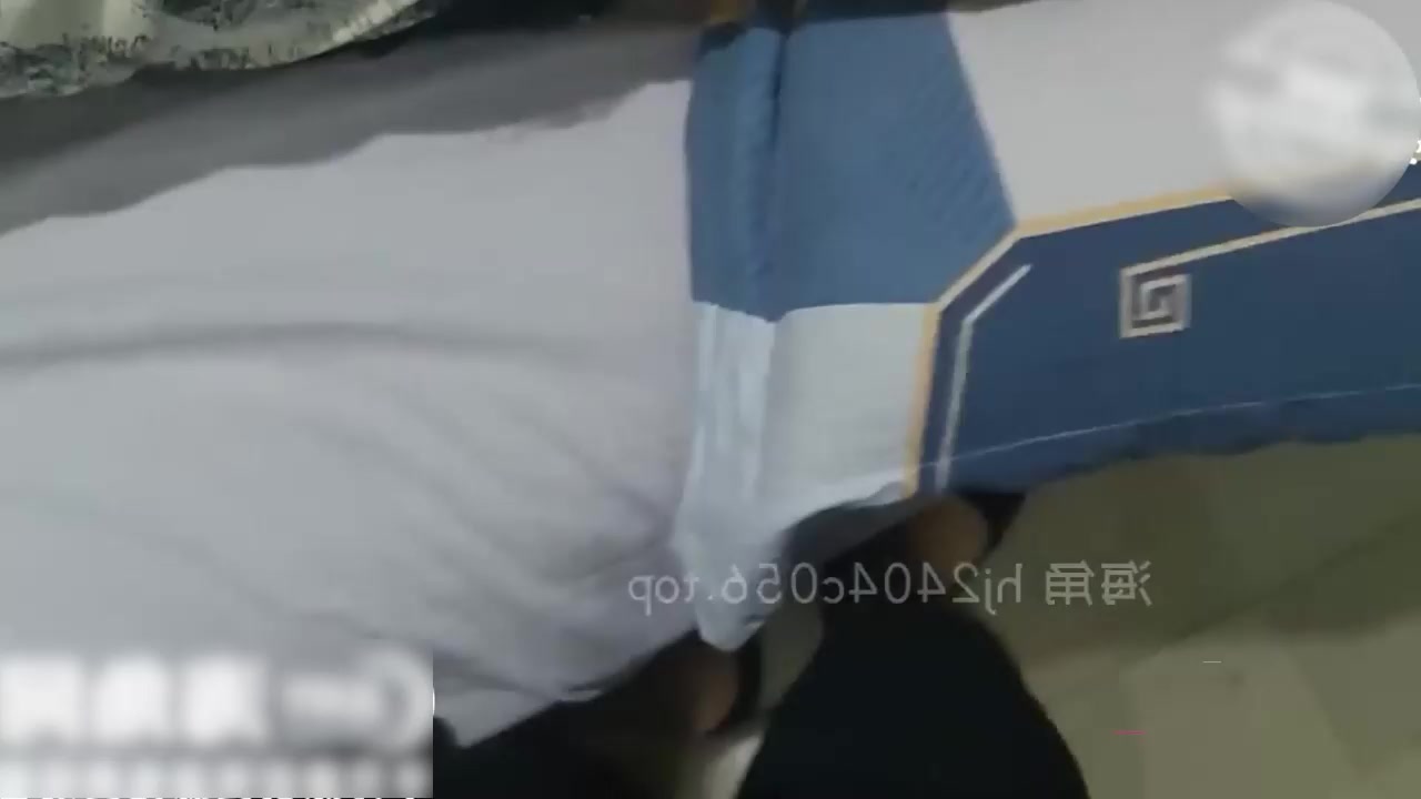 乱伦大神 大胸妹妹会喷奶 暴操性感孕妇老妹 被操得边喷奶边高潮 太刺激了！