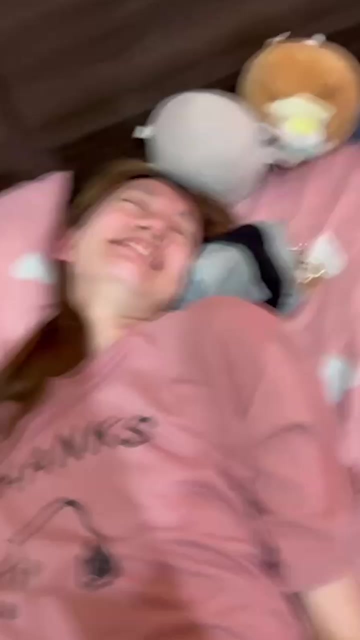 极品金发嫩妹 许嘉莉 与男友自拍露脸做爱视频！极品翘臀被干的浪叫连连 高潮表情浪荡销魂！