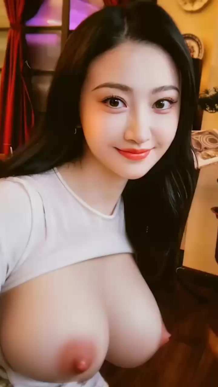 AI换脸顶流明星 景甜 视频画面毫无违和感 口交时眼神魅惑 肉棒抽插表情销魂 香艳又刺激！2
