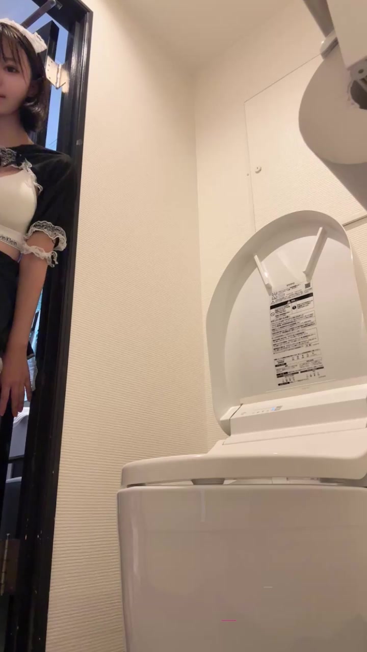 日本爆乳福利姬 99kagome 定制私拍 蹲地吐舌扭臀甩奶 眼神拉丝迷离 尽显岛国特色！