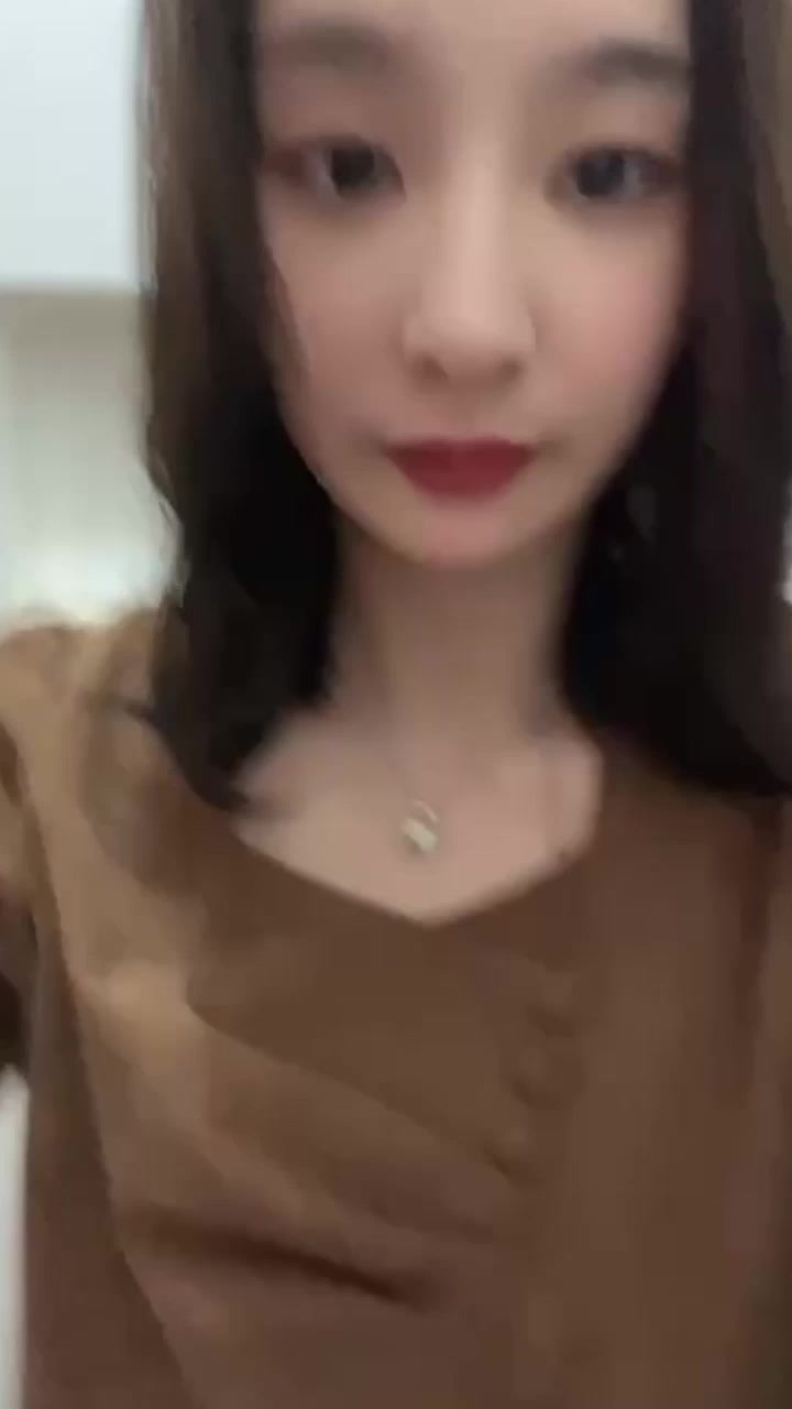 山东性感女大学生 李宏馨 不雅视频 绝美御姐化身金主专属贱狗 玩网调露脸掰穴自慰 拍羞耻放尿全裸淫片！